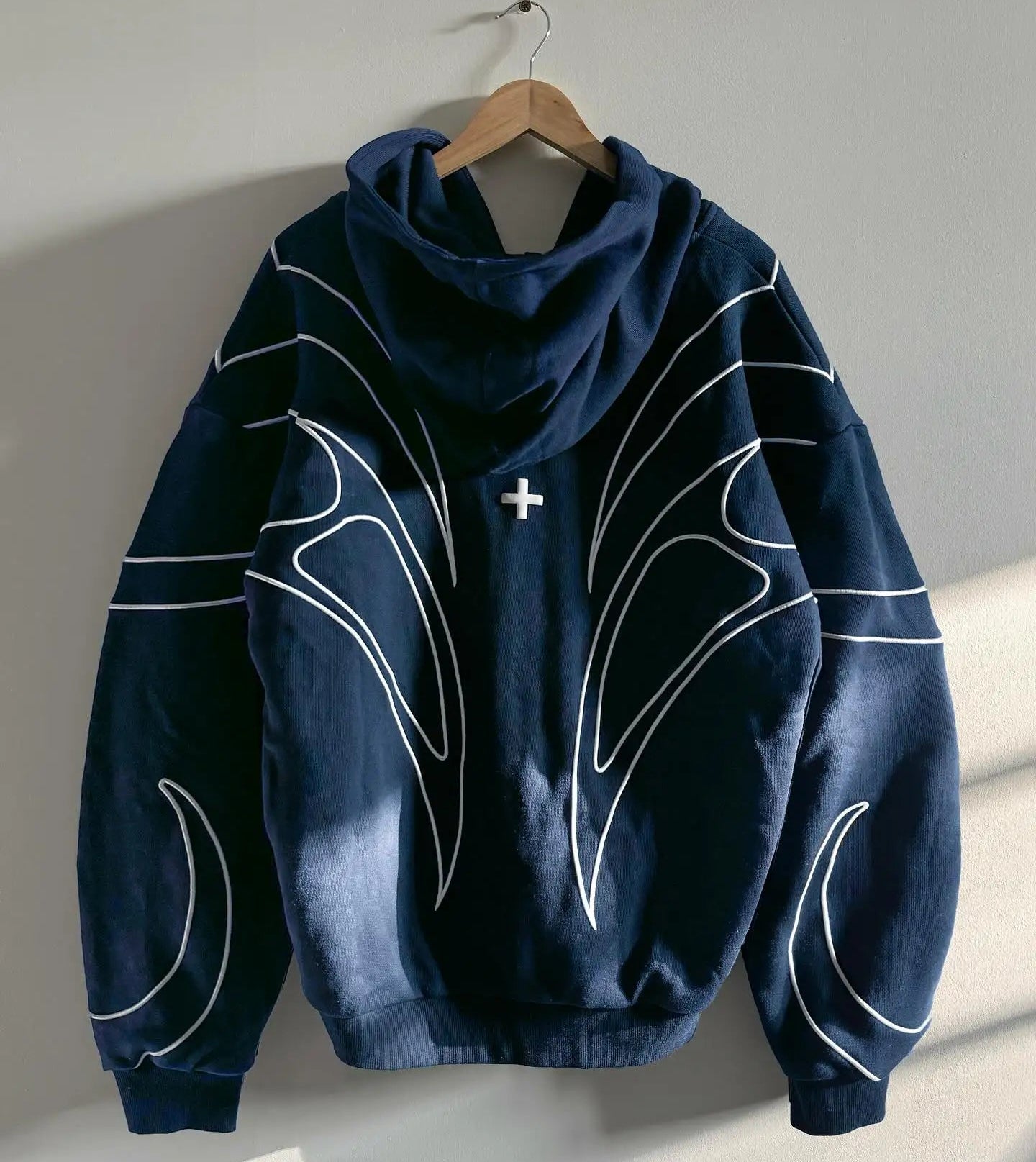 LOSARIS - CrossWave Hoodie